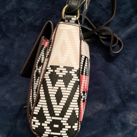 Liz Claiborne NWT LC Janet Crossbody Mayan Temple Red - Picture 7 of 10